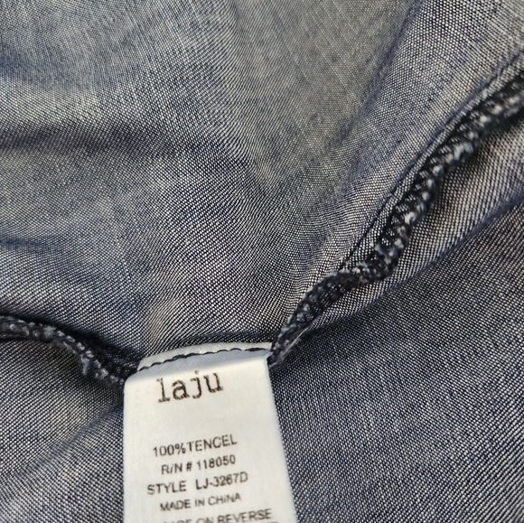 Blue Chambray Dress with Bell Sleeves - Picture 8 of 11